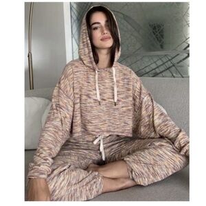 Urban Outfitters Jenny Cropped Hoodie Sweatshirt Size M Out From Under Soft